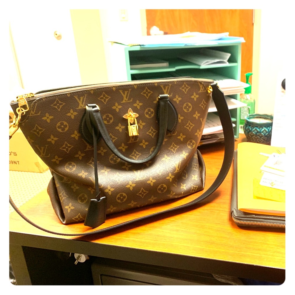 Louis Vuitton Flower Zipped Tote (new spring 2019)
